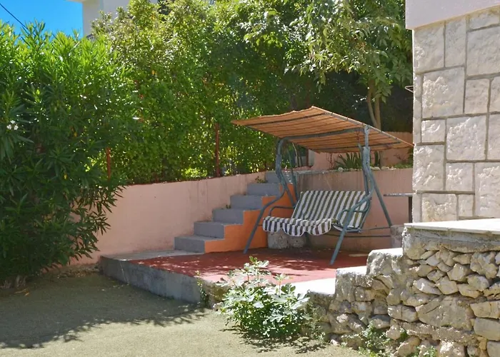 C W Balcony Shared Terrace & The Sea View Апартаменти