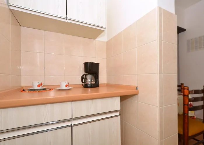 C W Balcony Shared Terrace & The Sea View Appartement Trogir