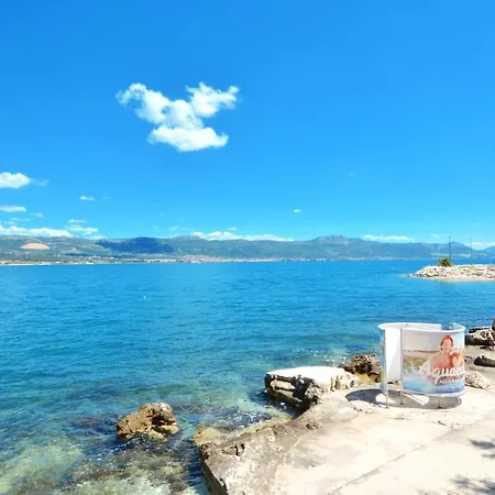 Апартаменты C W Balcony Shared Terrace & The Sea View *