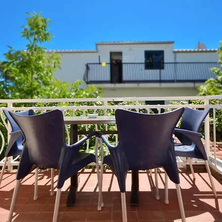C W Balcony Shared Terrace & The Sea View Trogir