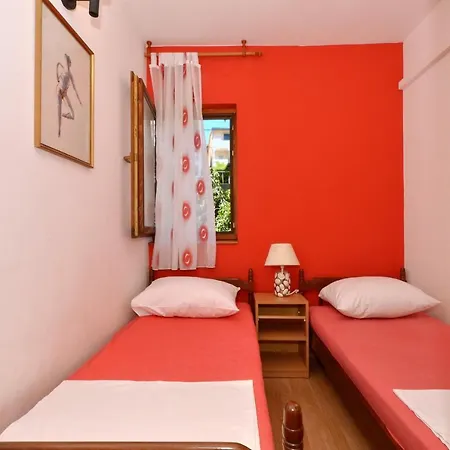 C W Balcony Shared Terrace & The Sea View Apartman *